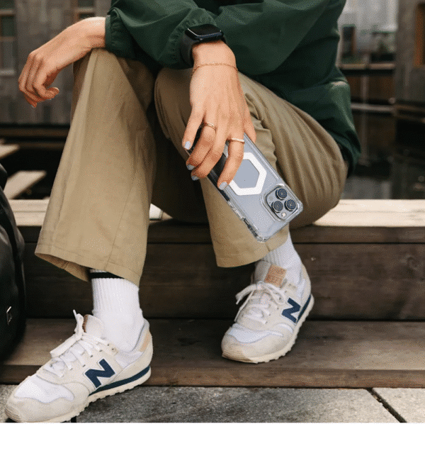 磁吸全透款 適用 iPhone 12-17 Pro Max 系列 耐衝擊保護殼 (MagSafe 手機殼)