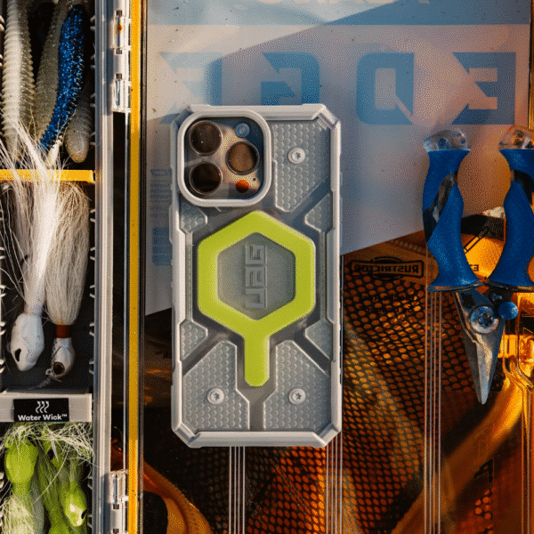 磁吸透色款 適用 iPhone 11-17 系列 耐衝擊經典保護殼 (MagSafe 手機殼)