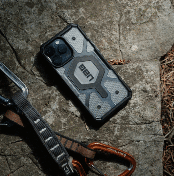 磁吸透色款 適用 iPhone 11-17 系列 耐衝擊經典保護殼 (MagSafe 手機殼)